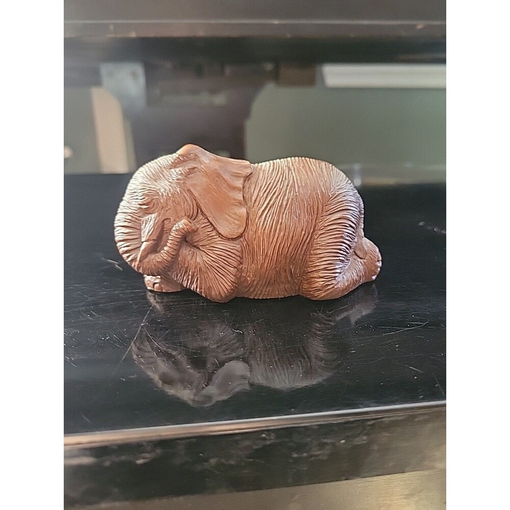 1990 Vintage Red Mill Mfg. Sleeping Elephant Figurine Handcrafted Made In U.S.A.